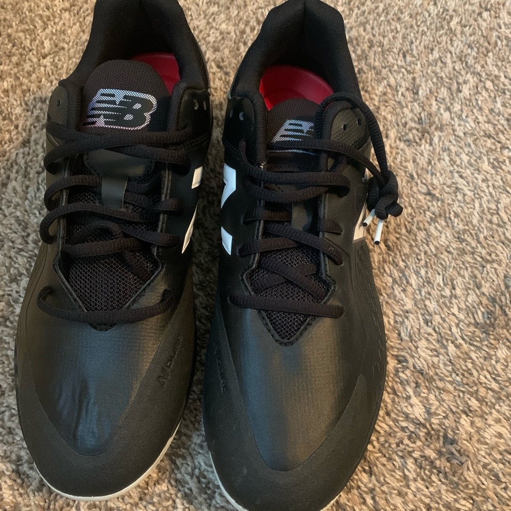 Men’s NB cleets